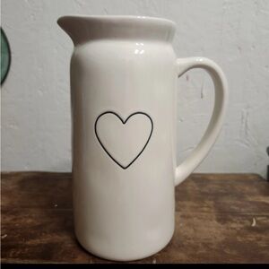 Rae Dunn heart pitcher vhtf